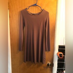 Light brown long sleeve stretch dress with tie back.